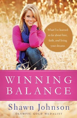 Shawn Johnson lança livro